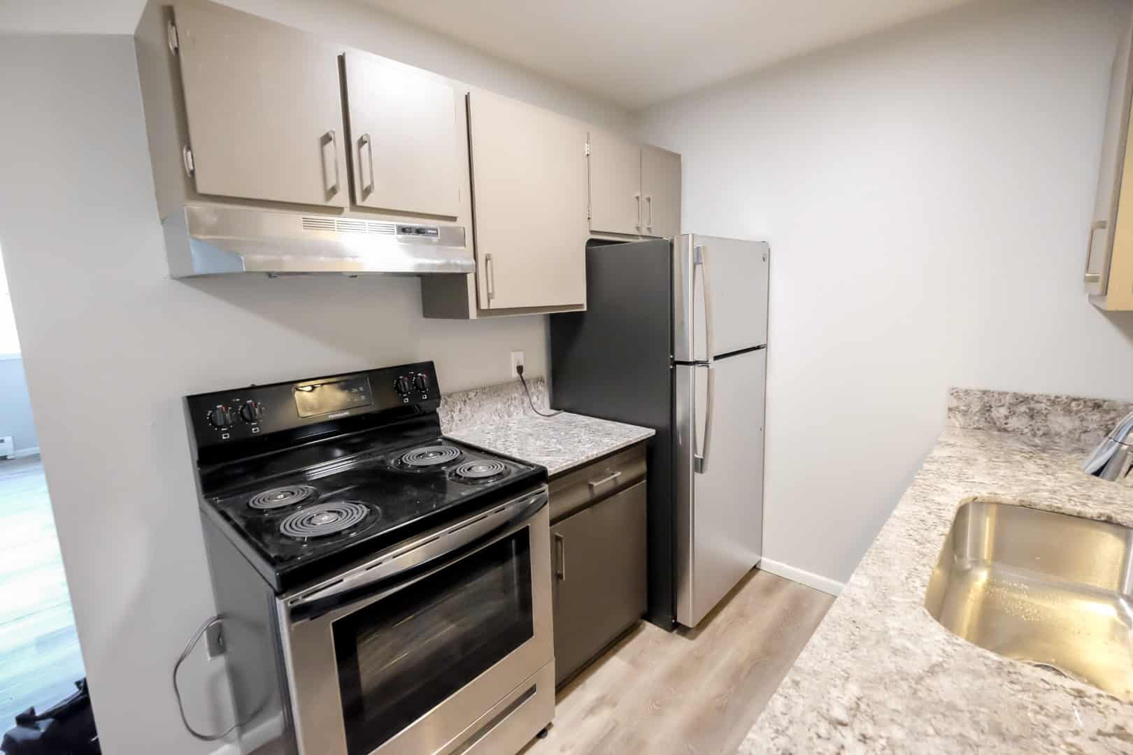 Enjoy delicious home-cooked males in this state-of-the-art kitchen featuring a full range and granite countertops. 